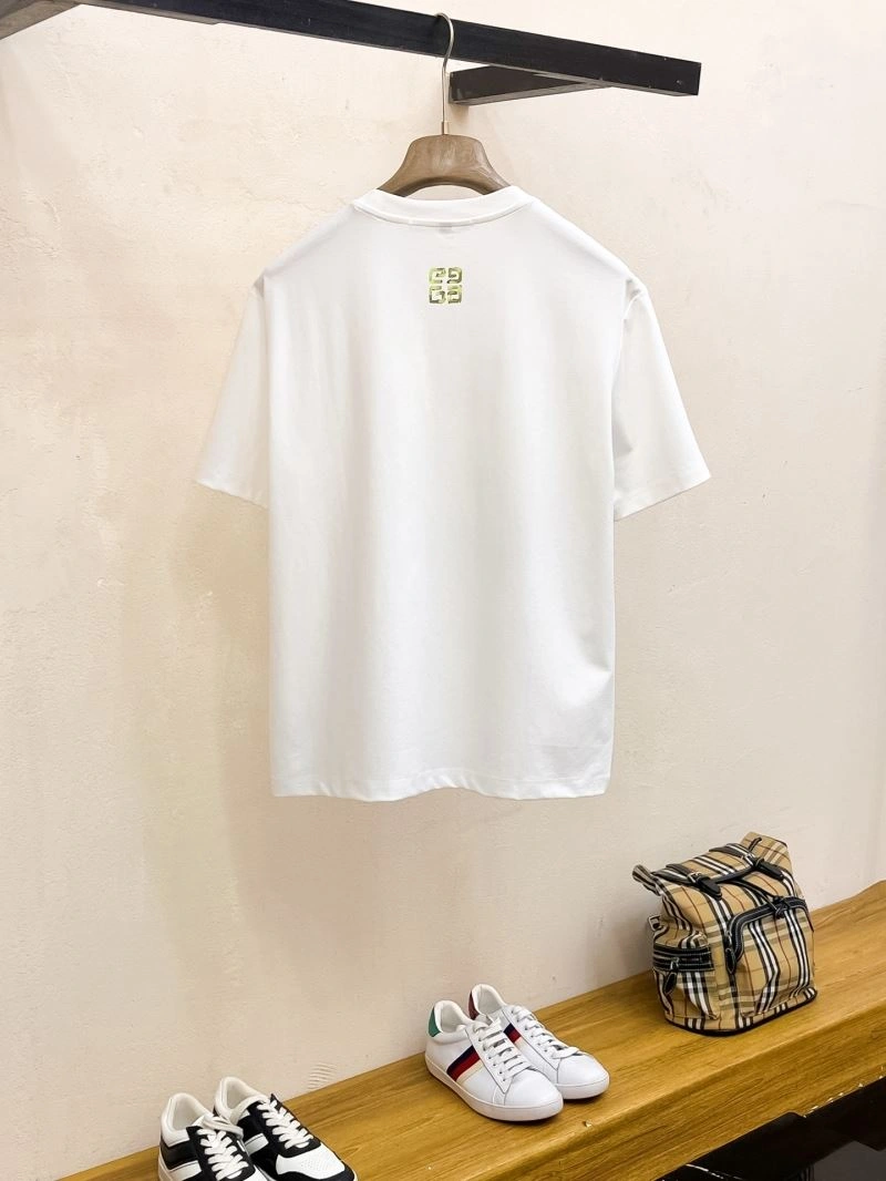 Seasonal Givenchy T-Shirts 123612