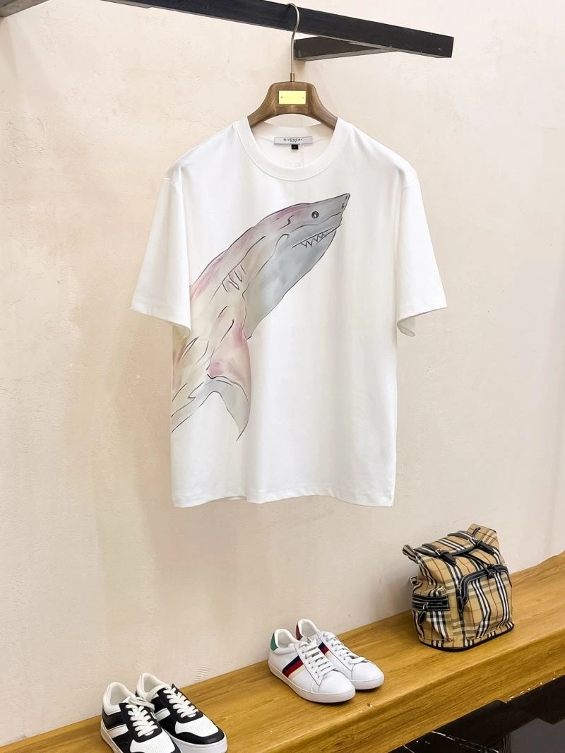 Breathable Givenchy T-Shirts 123605