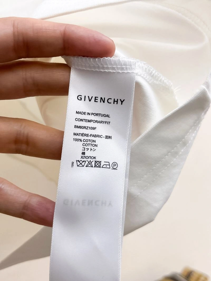 Breathable Givenchy T-Shirts 123605