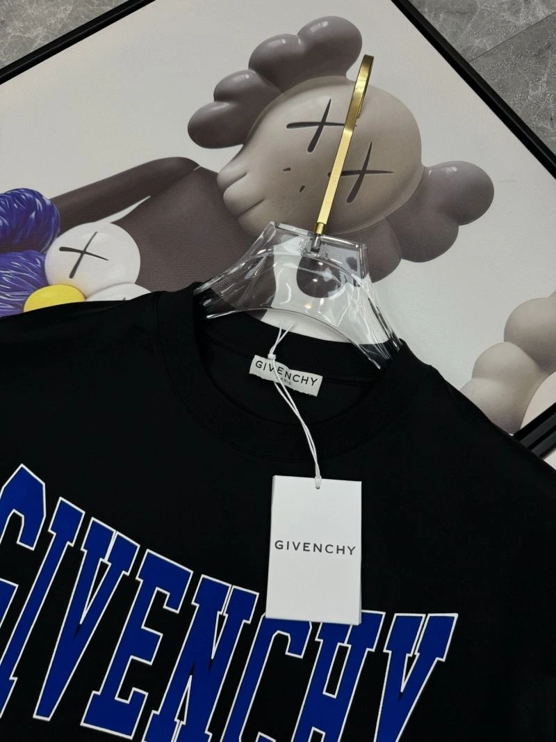 Givenchy T-Shirts Sustainable 123608