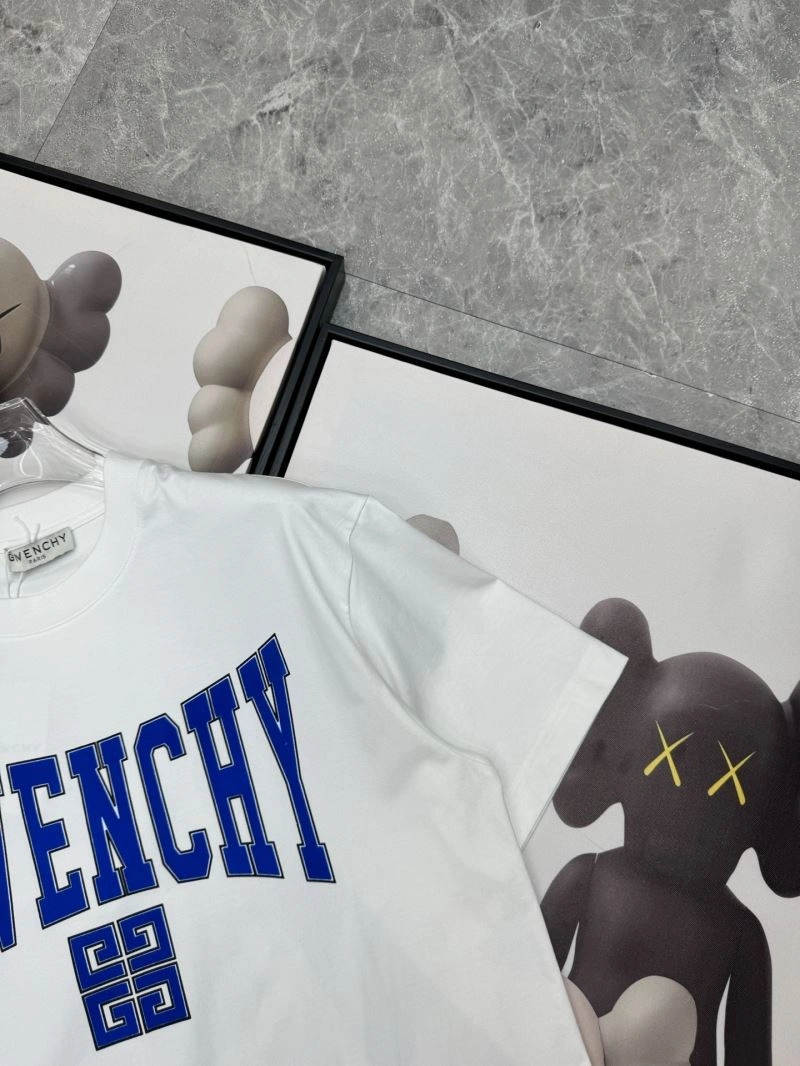 Givenchy T-Shirts RelaxedFit 123616