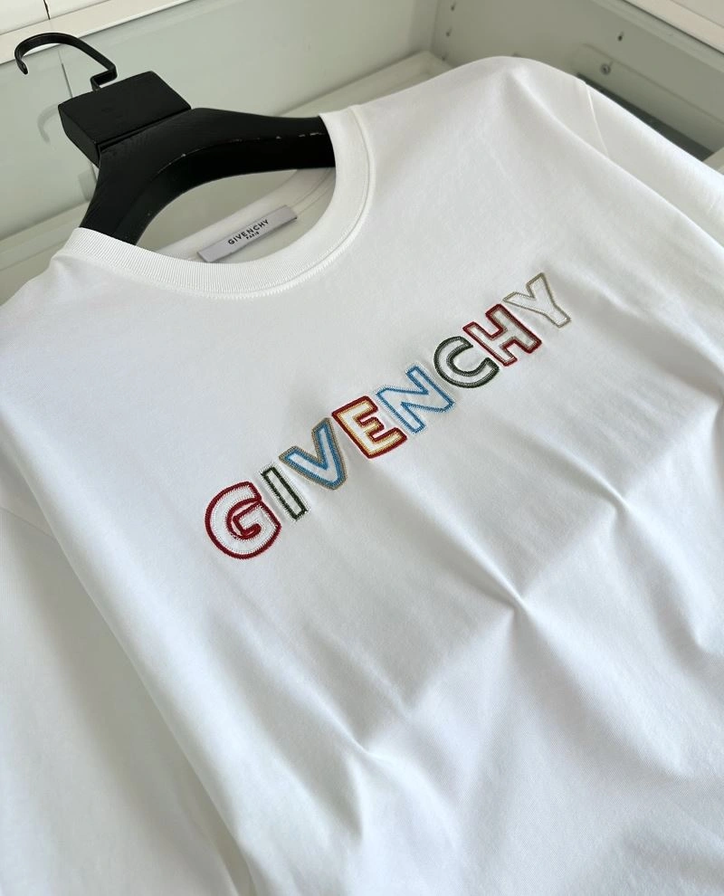 Breathable Givenchy T-Shirts 123603