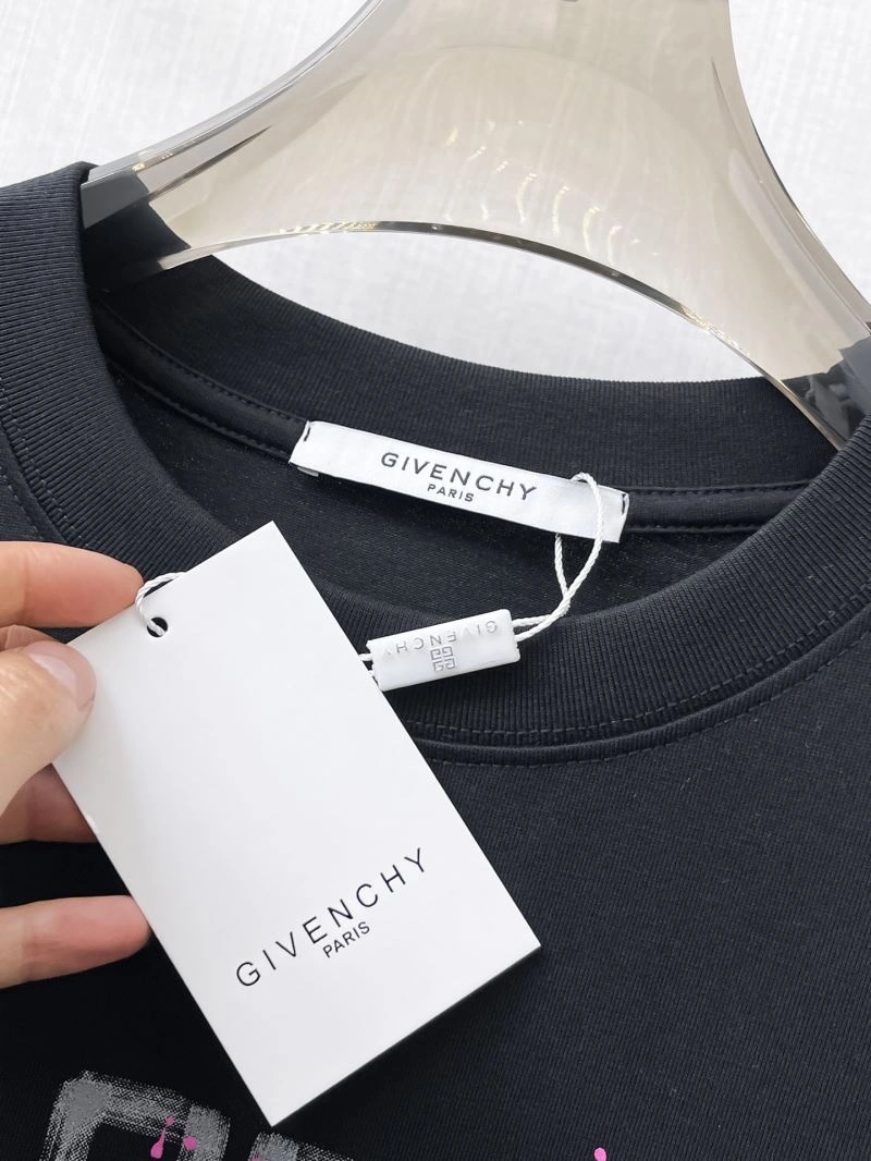 Givenchy T-Shirts WaterResistant 123594