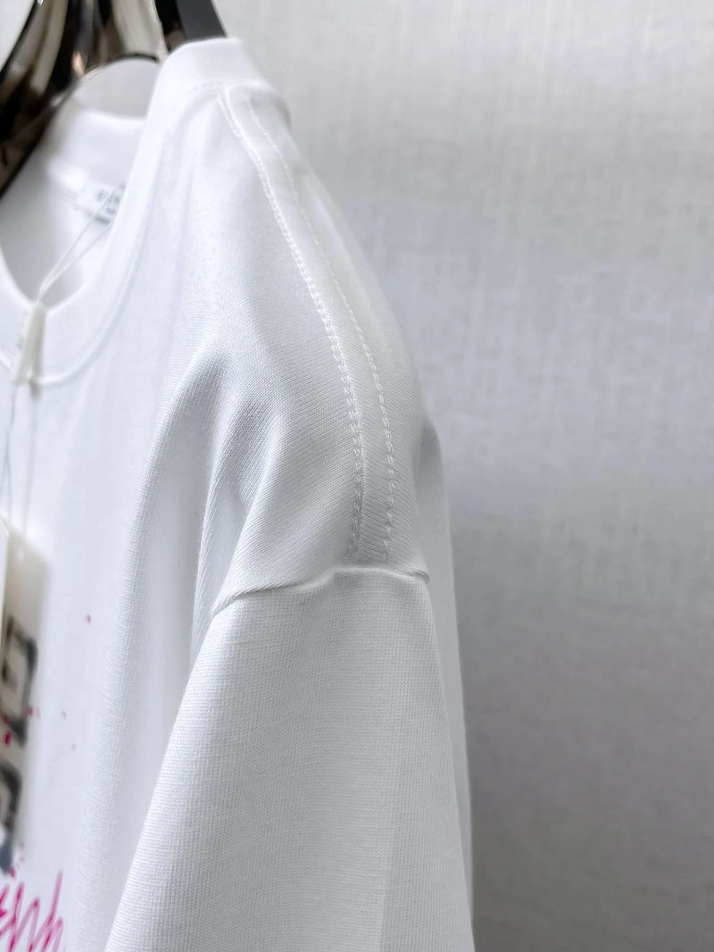 Givenchy T-Shirts WaterResistant 123596
