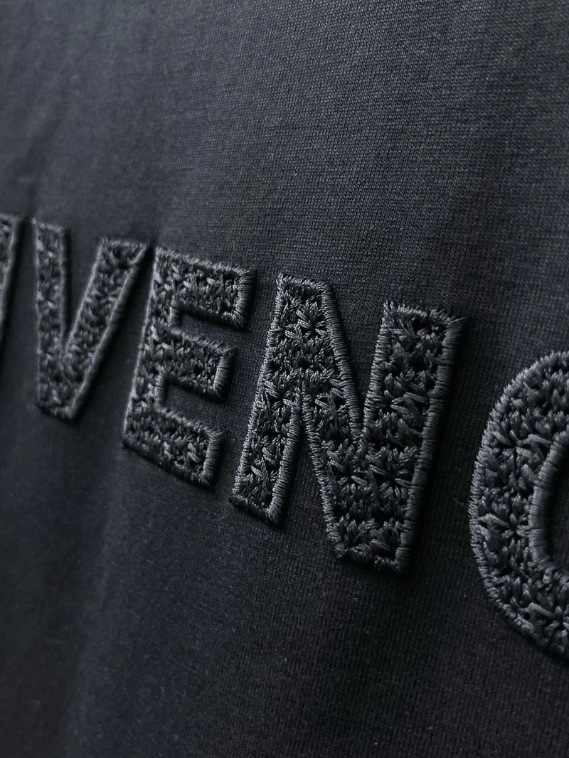 Givenchy T-Shirts WrinkleFree 123595
