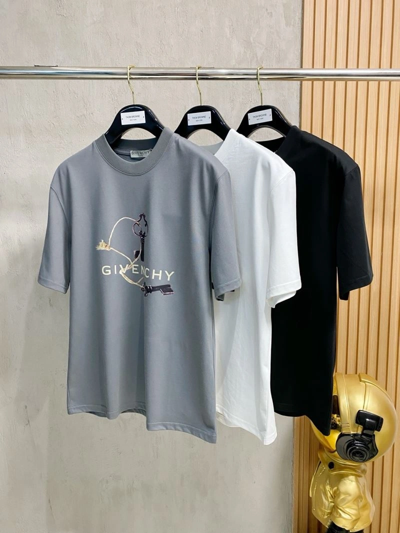 Givenchy T-Shirts Neat 123597