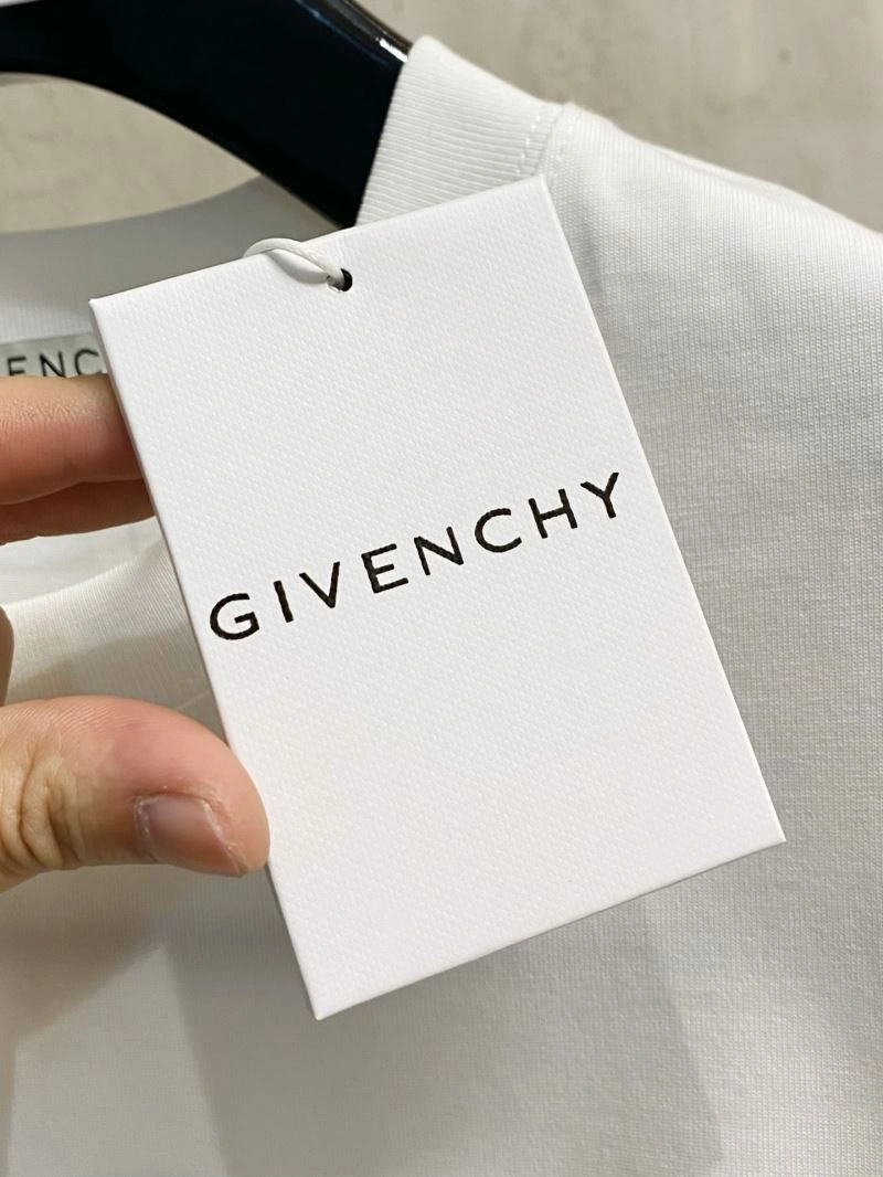 Givenchy T-Shirts Neat 123597