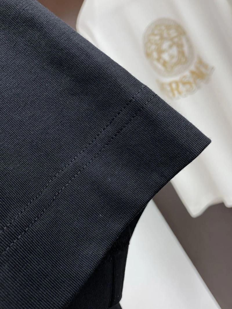 Effortless Givenchy T-Shirts 123600