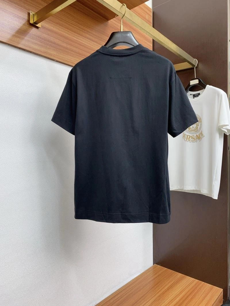 Effortless Givenchy T-Shirts 123600