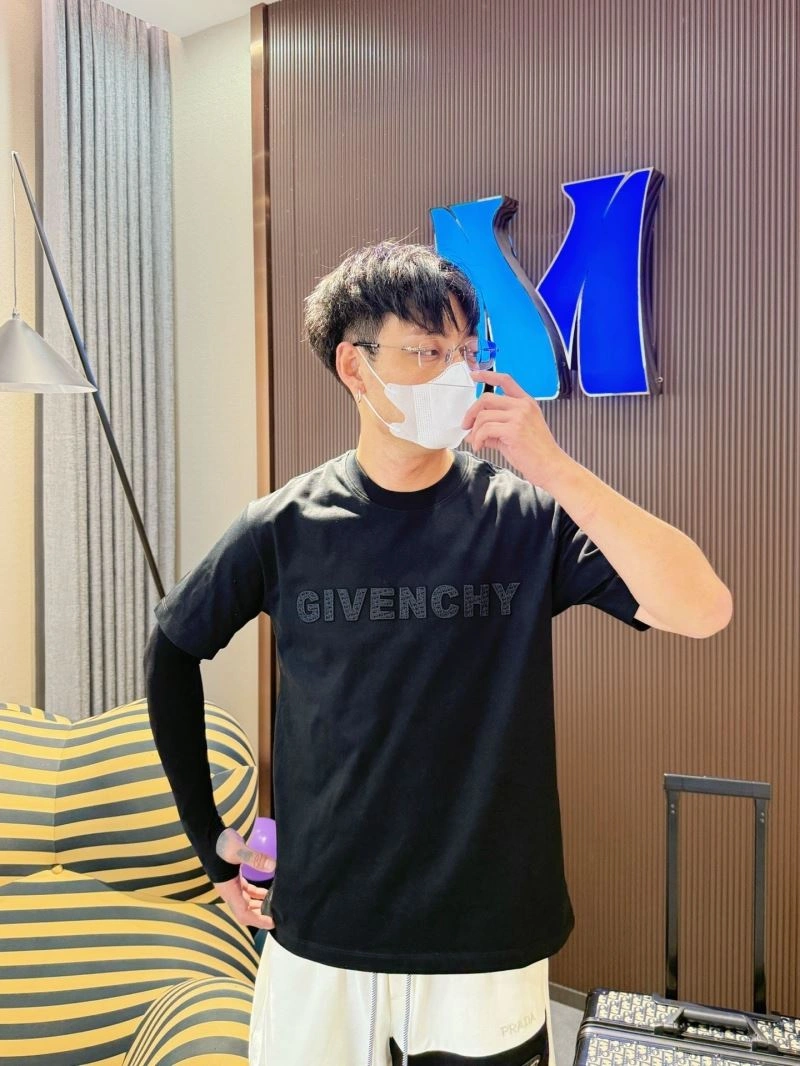 Givenchy T-Shirts Neat 123569