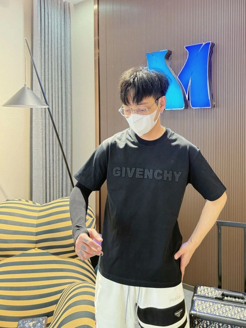 Givenchy T-Shirts Neat 123569