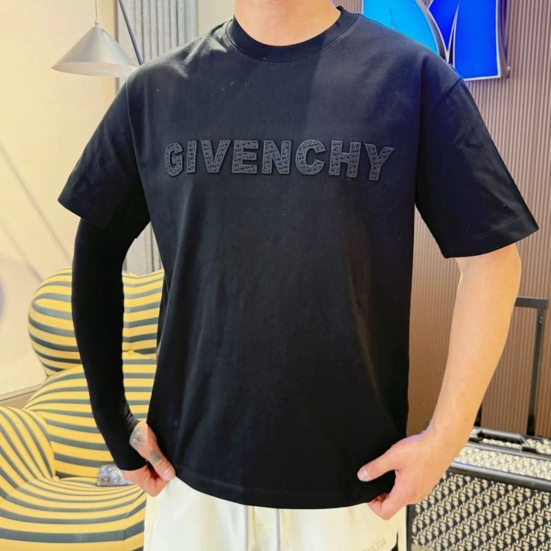 Givenchy T-Shirts Neat 123569