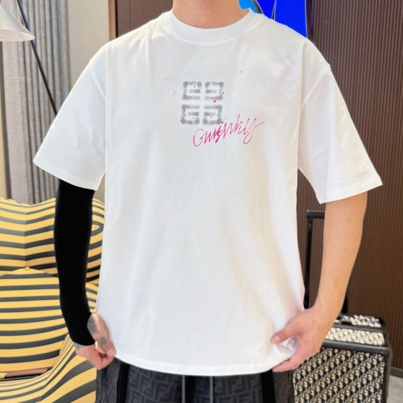 MultiPurpose Givenchy T-Shirts 123580