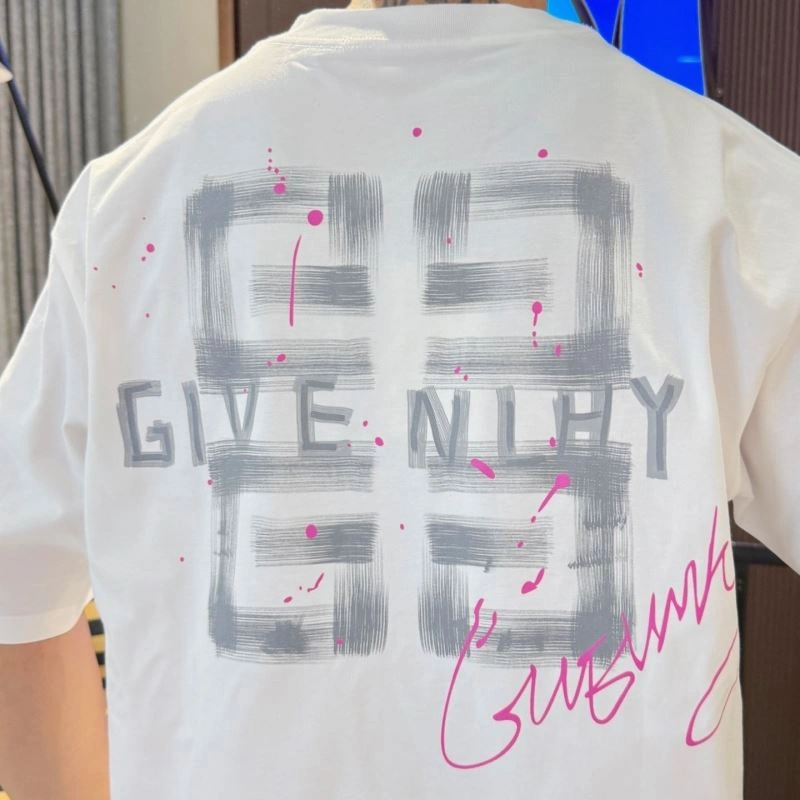 MultiPurpose Givenchy T-Shirts 123580