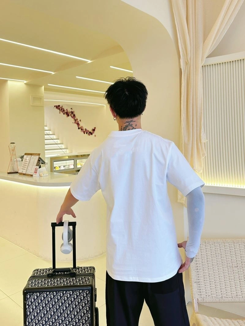 Givenchy T-Shirts Seasonal 123563