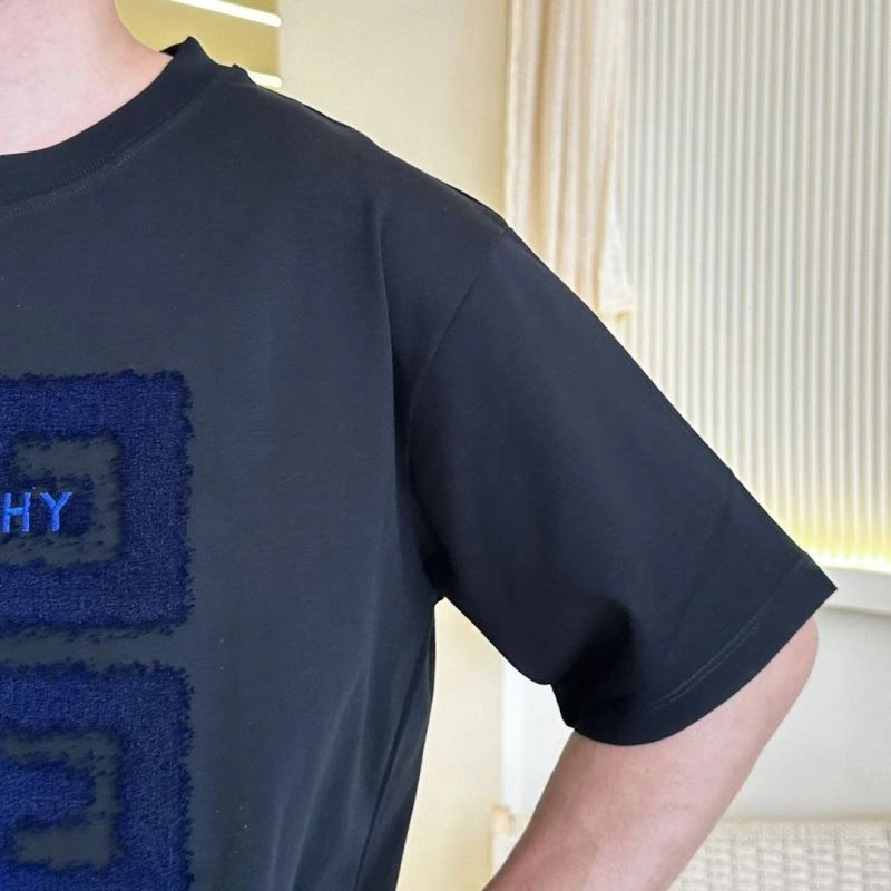 Givenchy T-Shirts Original 123579