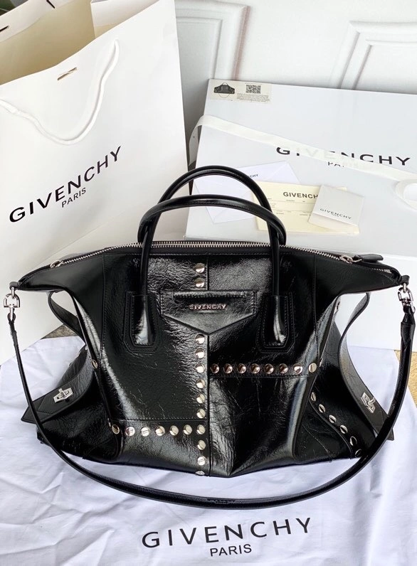 Sustainable Givenchy Top Handle Bags 73569