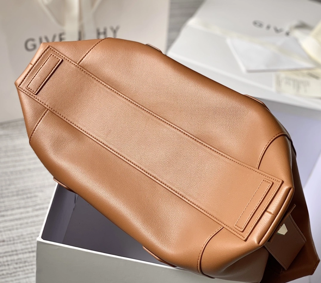 ZeroBulk Givenchy Top Handle Bags 71692
