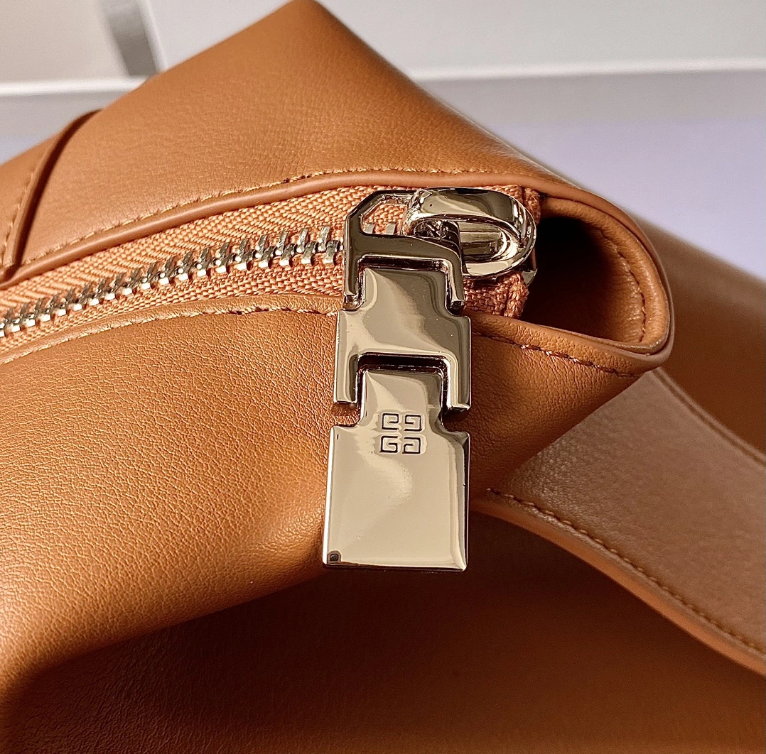 ZeroBulk Givenchy Top Handle Bags 71692