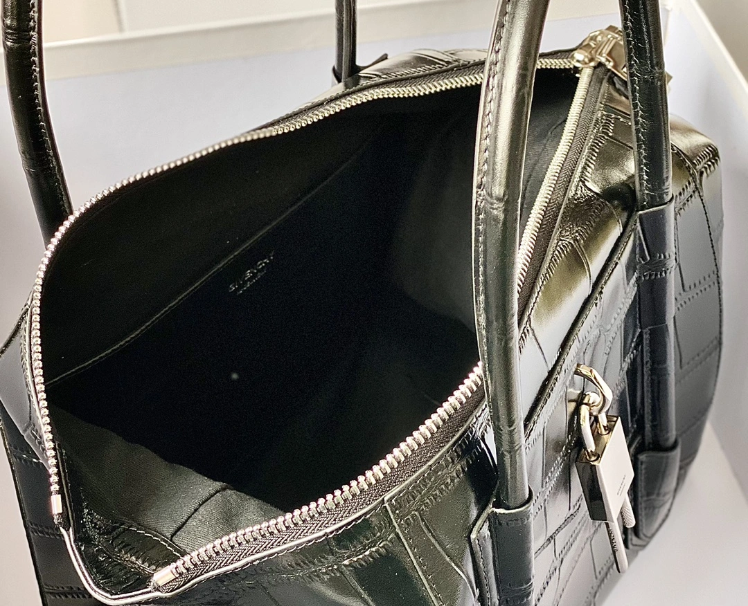UrbanChic Givenchy Top Handle Bags 71693