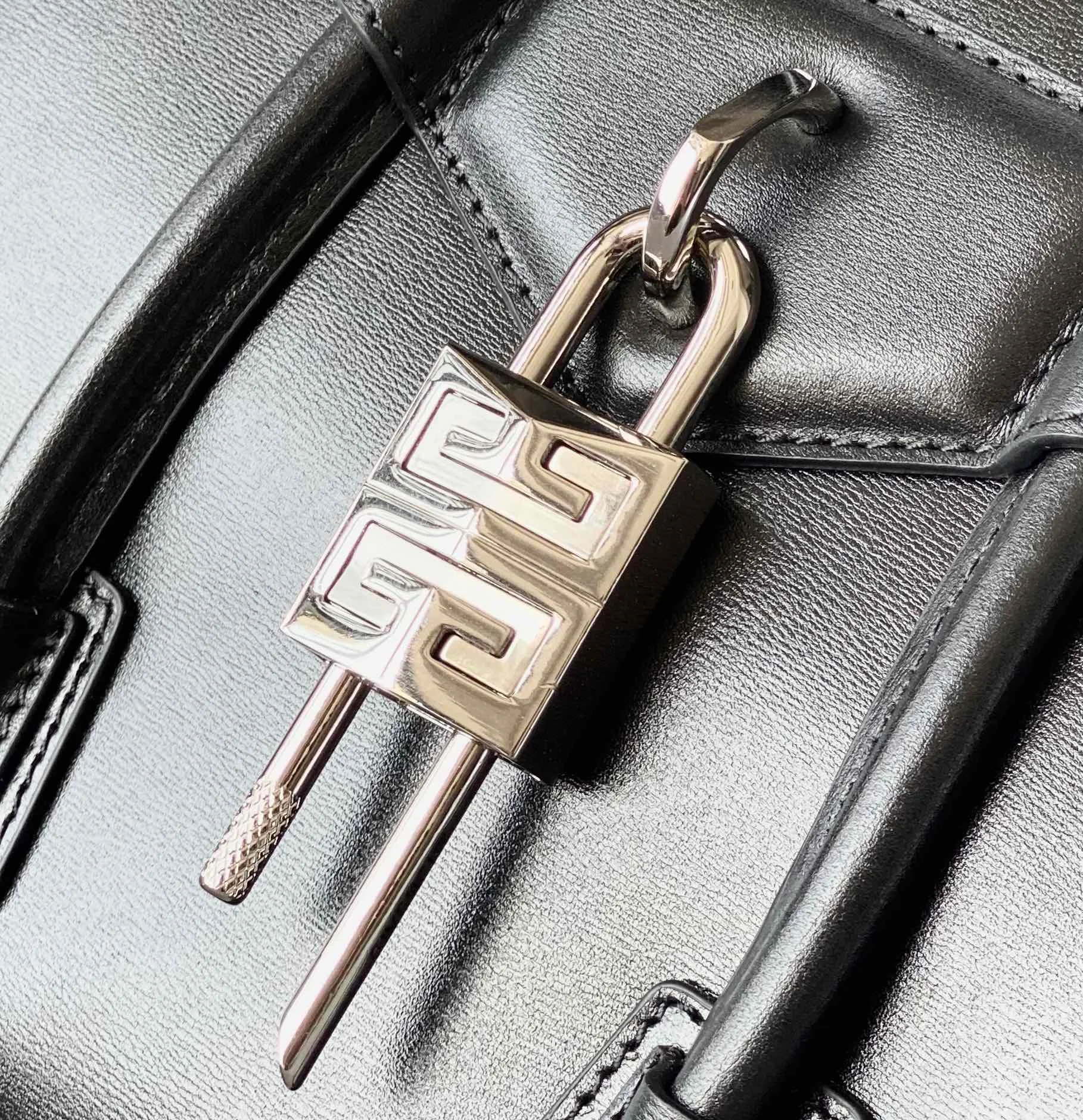 Givenchy Top Handle Bags SportInspired 37706