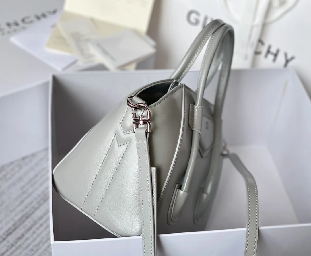 Givenchy Top Handle Bags OnTrend 37707