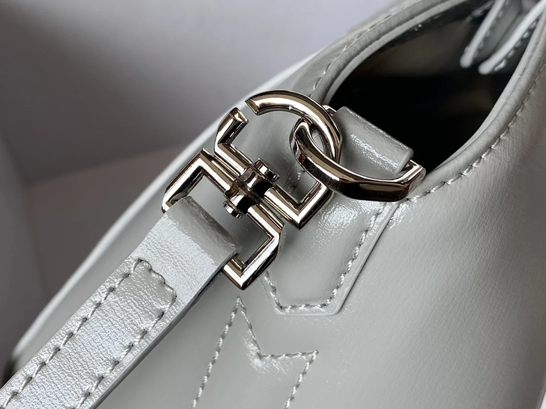 Givenchy Top Handle Bags OnTrend 37707