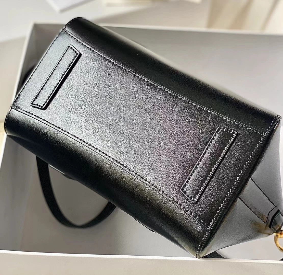 QuickDry Givenchy Top Handle Bags 71700