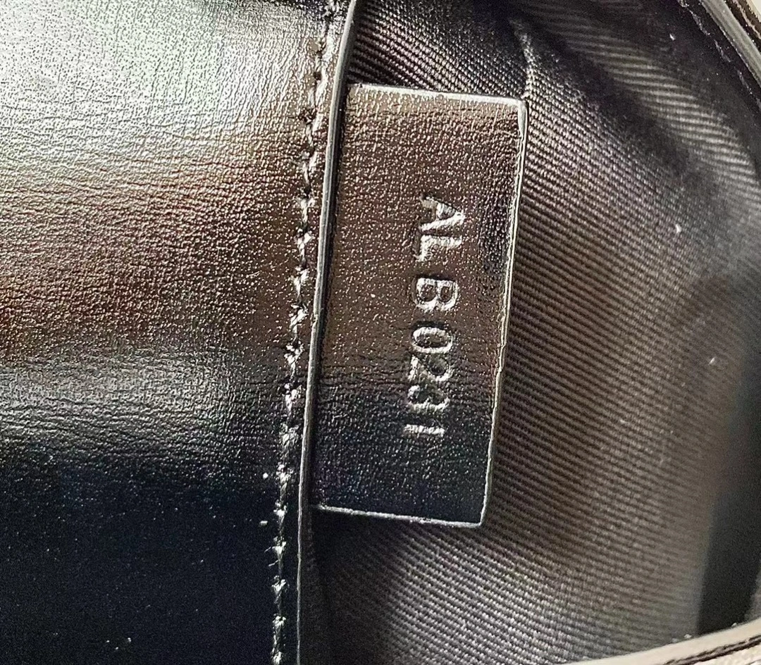 QuickDry Givenchy Top Handle Bags 71700