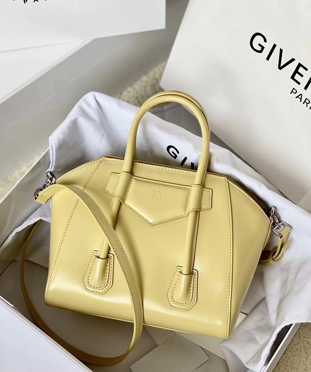 Givenchy Top Handle Bags Thermal 71746
