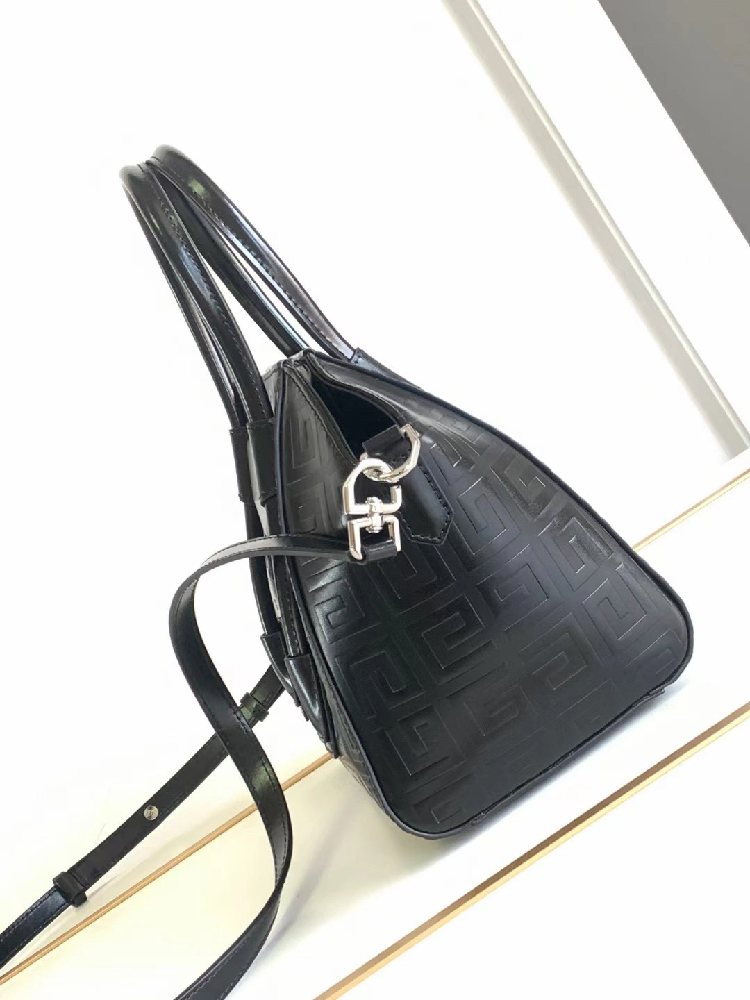 OnTrend Givenchy Top Handle Bags 71741
