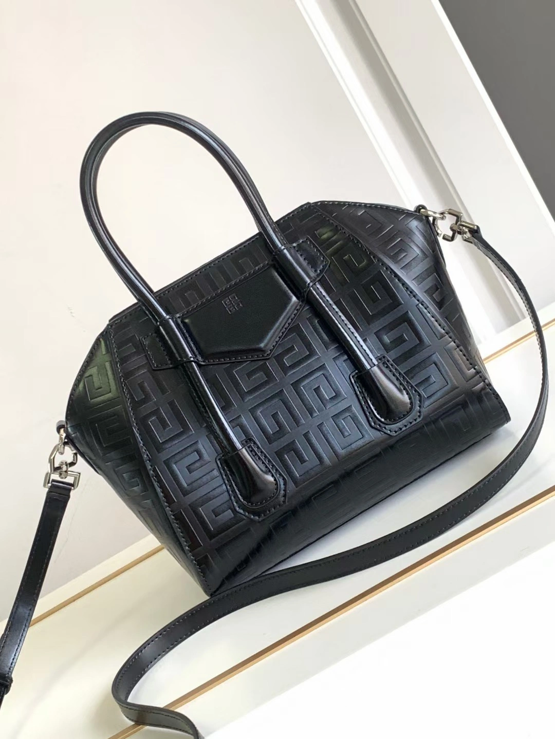 OnTrend Givenchy Top Handle Bags 71741