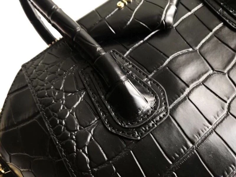 Givenchy Top Handle Bags Vibrant 44922