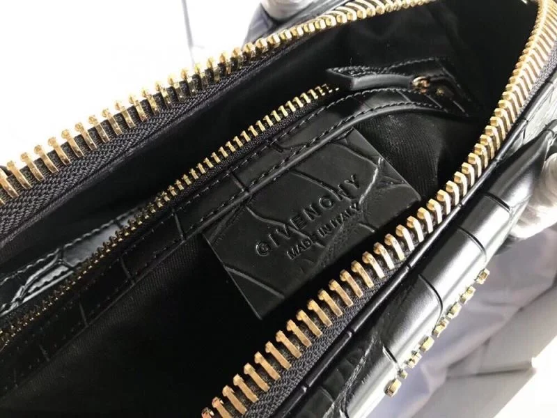 Givenchy Top Handle Bags Vibrant 44922