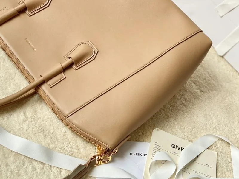 Tailored Givenchy Top Handle Bags 44874