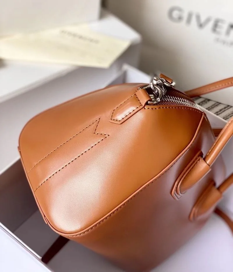 Snug Givenchy Top Handle Bags 44915