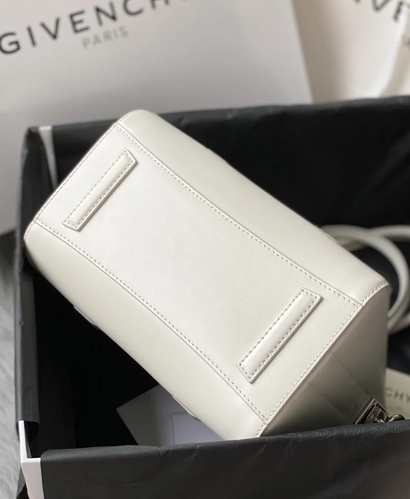 Givenchy Top Handle Bags Vibrant 44657