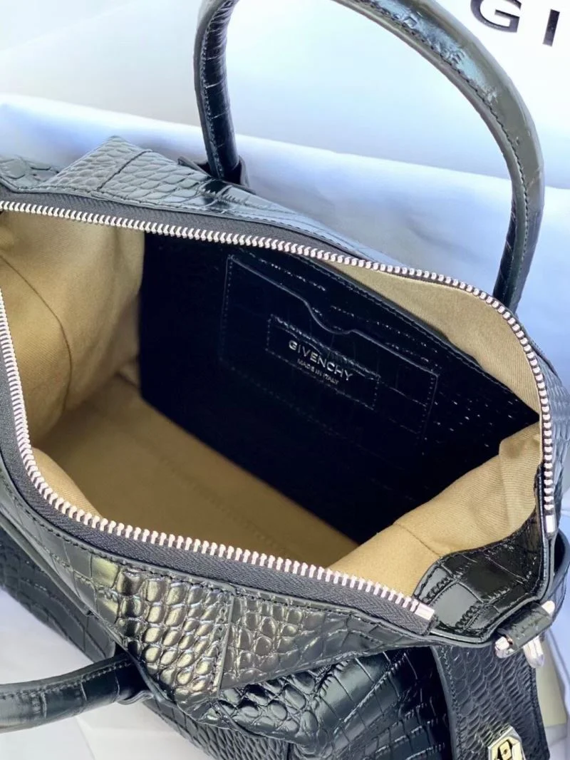 Sustainable Givenchy Top Handle Bags 44754