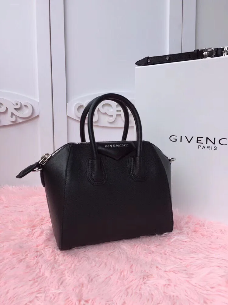 Givenchy Top Handle Bags UrbanStyle 44643