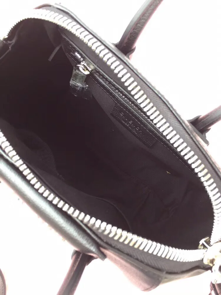 Givenchy Top Handle Bags UrbanStyle 44643