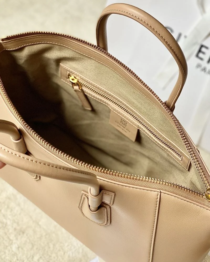 Versatile Givenchy Top Handle Bags 44636