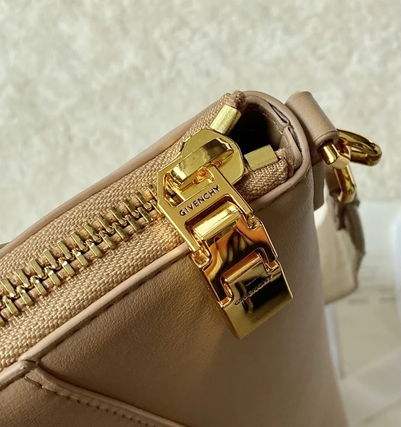 Versatile Givenchy Top Handle Bags 44636
