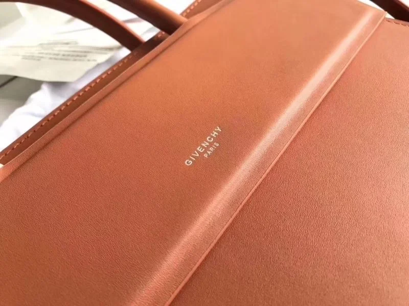 Breathable Givenchy Top Handle Bags 44634