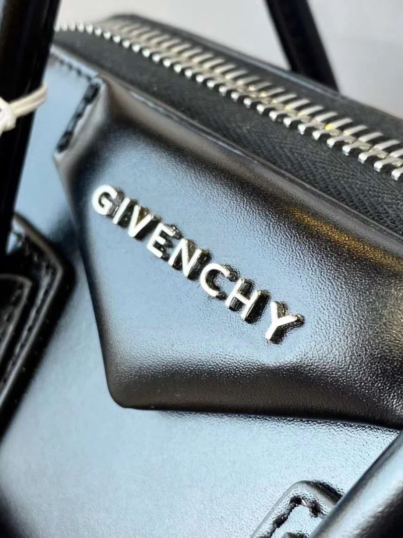 Minimalist Givenchy Top Handle Bags 44638