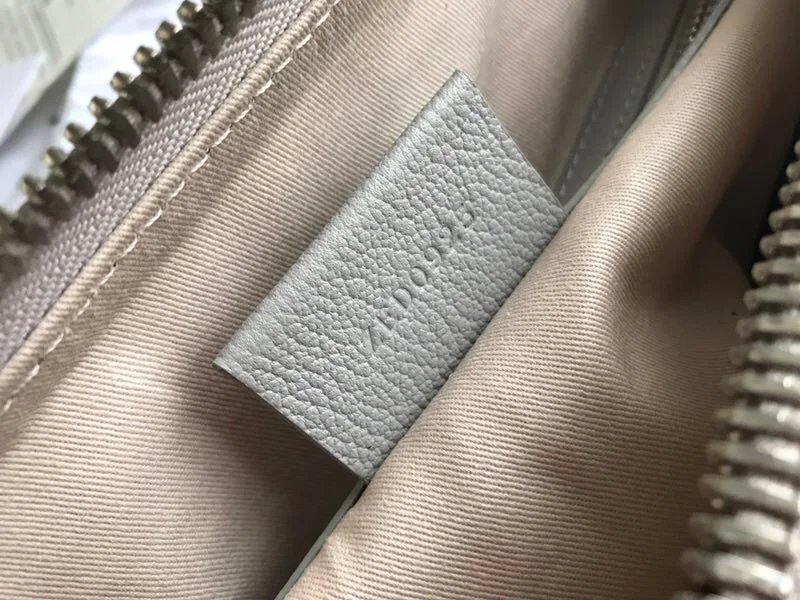 Versatile Givenchy Top Handle Bags 44624