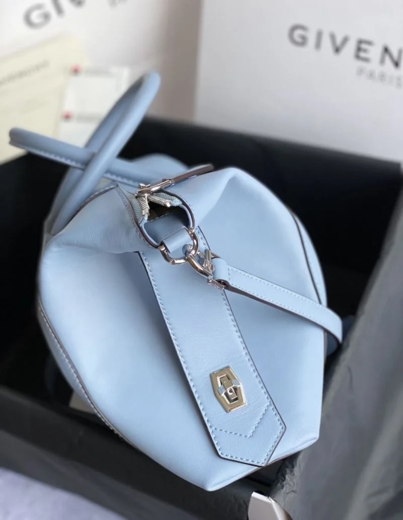 Elegant Givenchy Top Handle Bags 44620