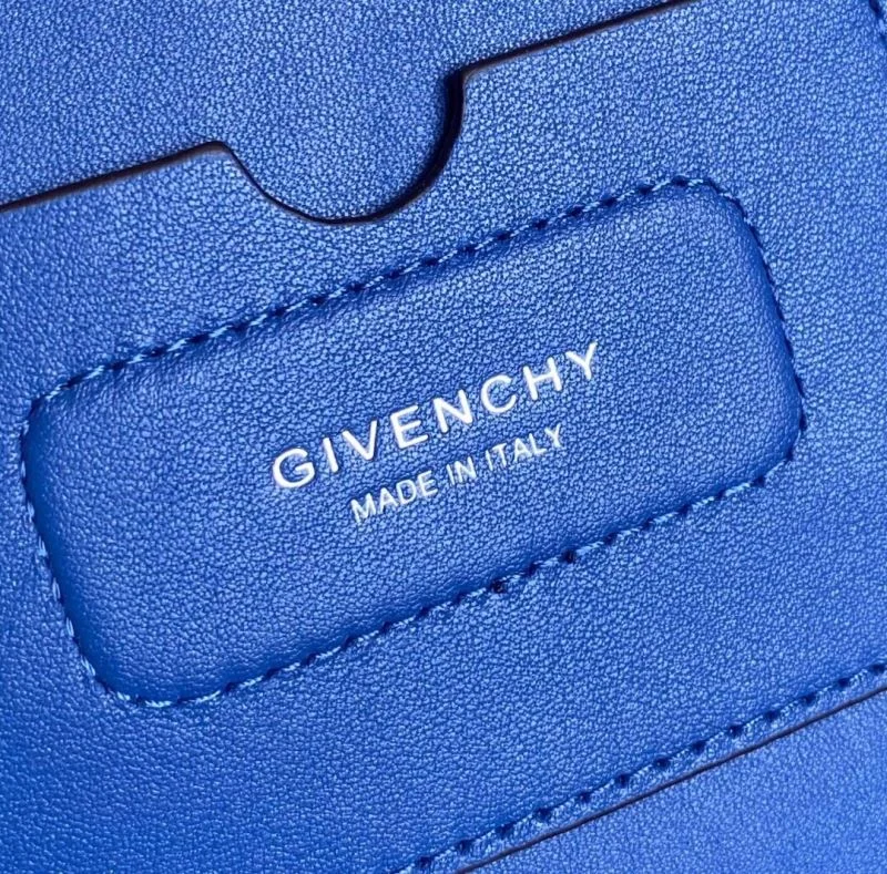 Versatile Givenchy Top Handle Bags 44607