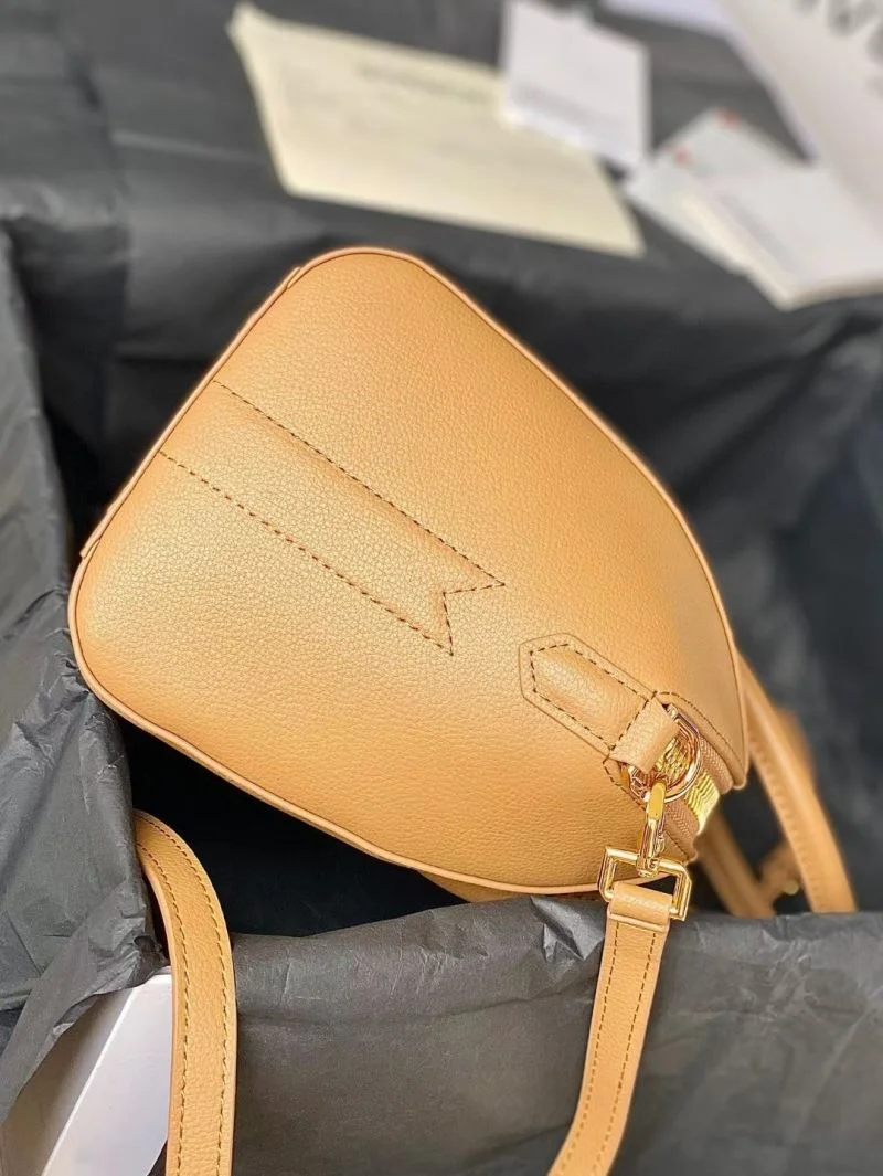 TechFriendly Givenchy Top Handle Bags 44605