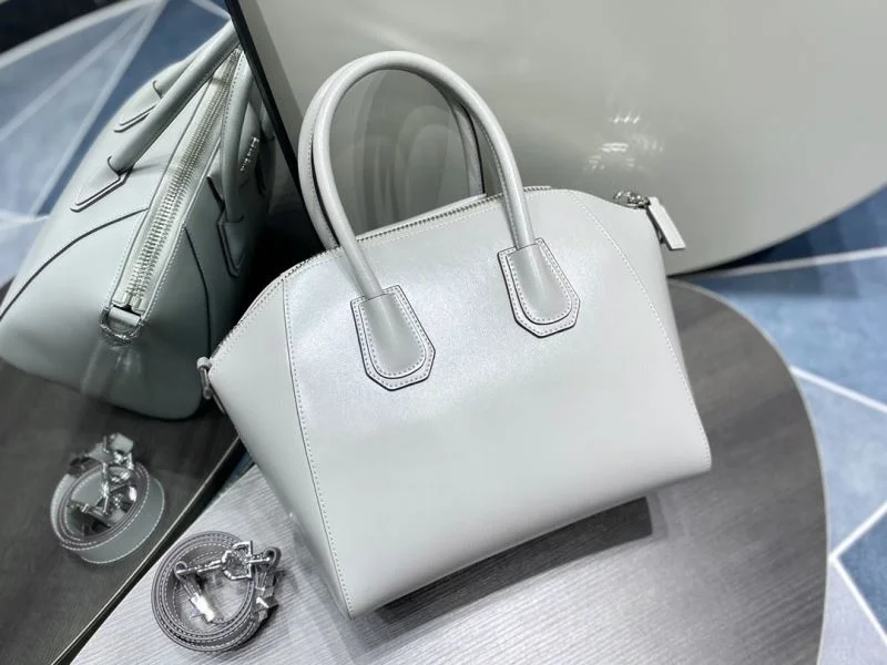 Givenchy Top Handle Bags RelaxedFit 44541