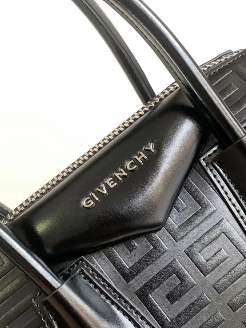 Colorful Givenchy Top Handle Bags 44540